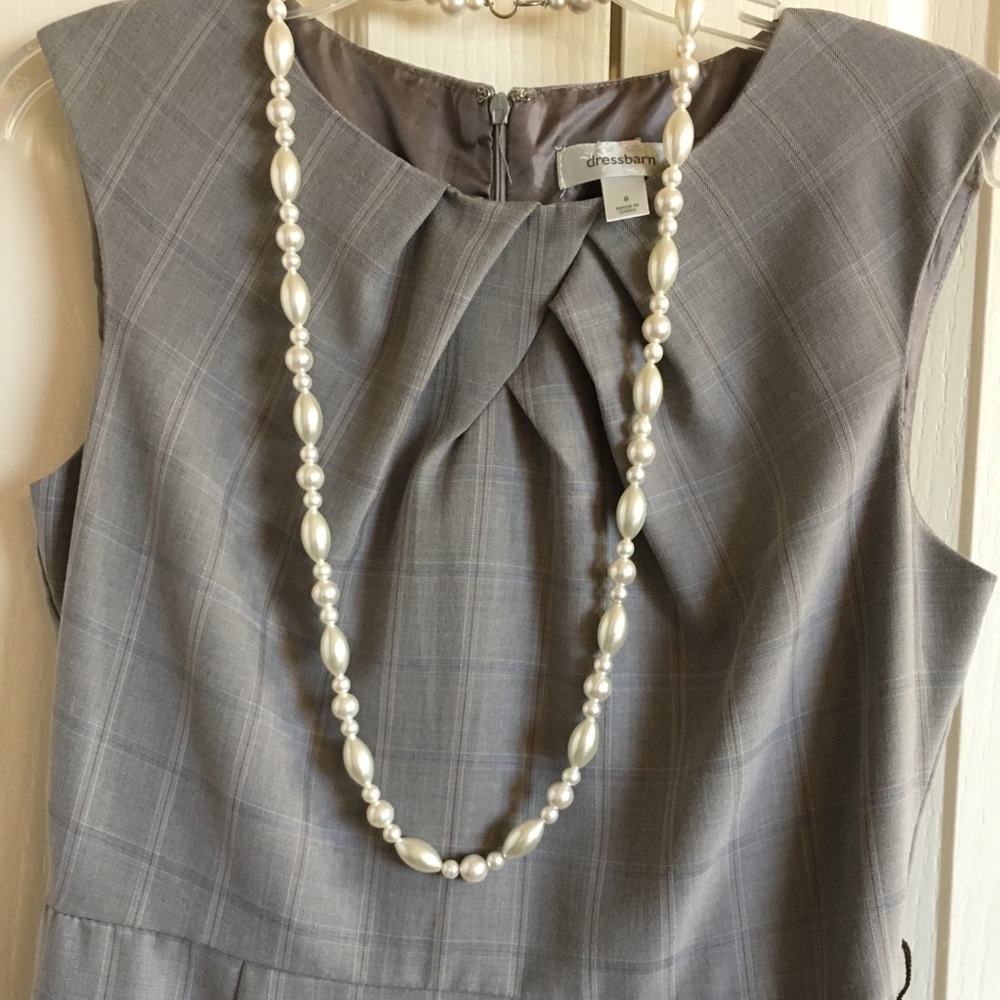Dress - Picture 2 of 2